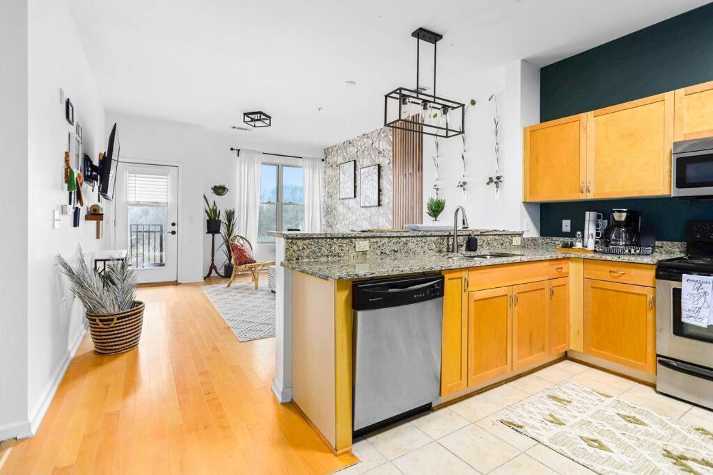Entire Condo - Urban Safari In The Heart Of Atl Atlanta Luaran gambar